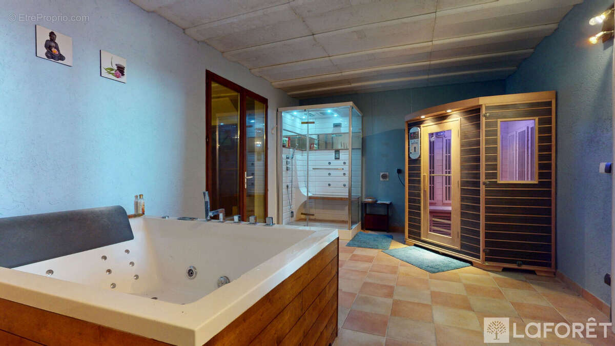Maison à FREJUS