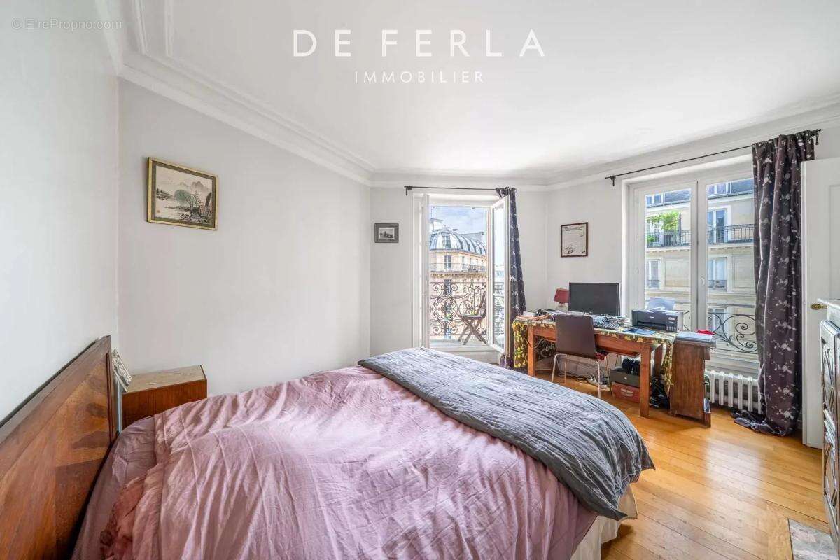 Appartement à PARIS-5E