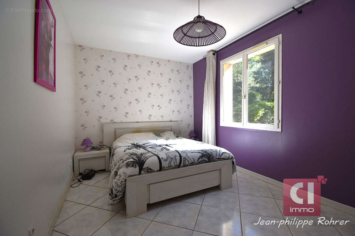 Maison à FLASSANS-SUR-ISSOLE