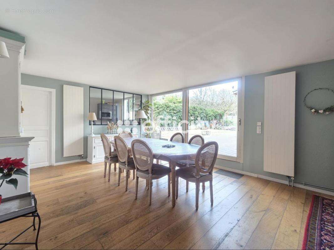 Maison à RAMBOUILLET