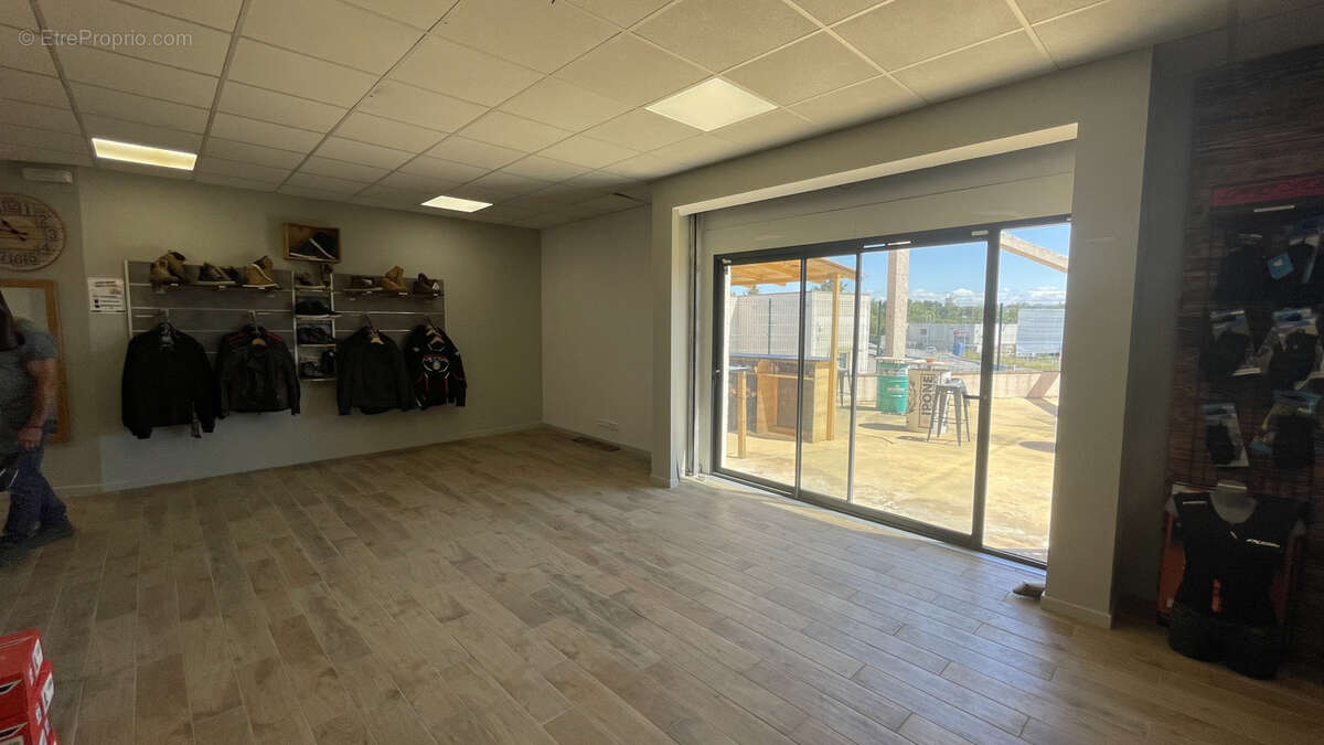 Autre à SAINT-JEAN-DE-VEDAS