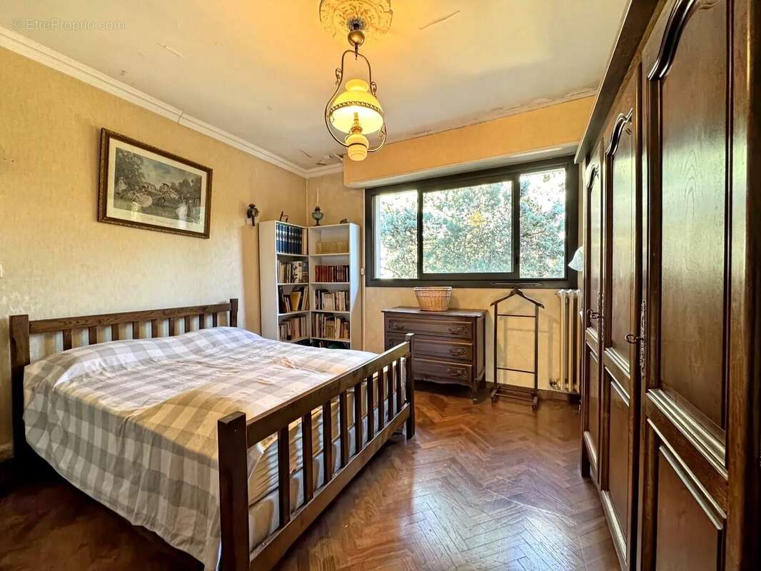 Appartement à MARSEILLE-9E