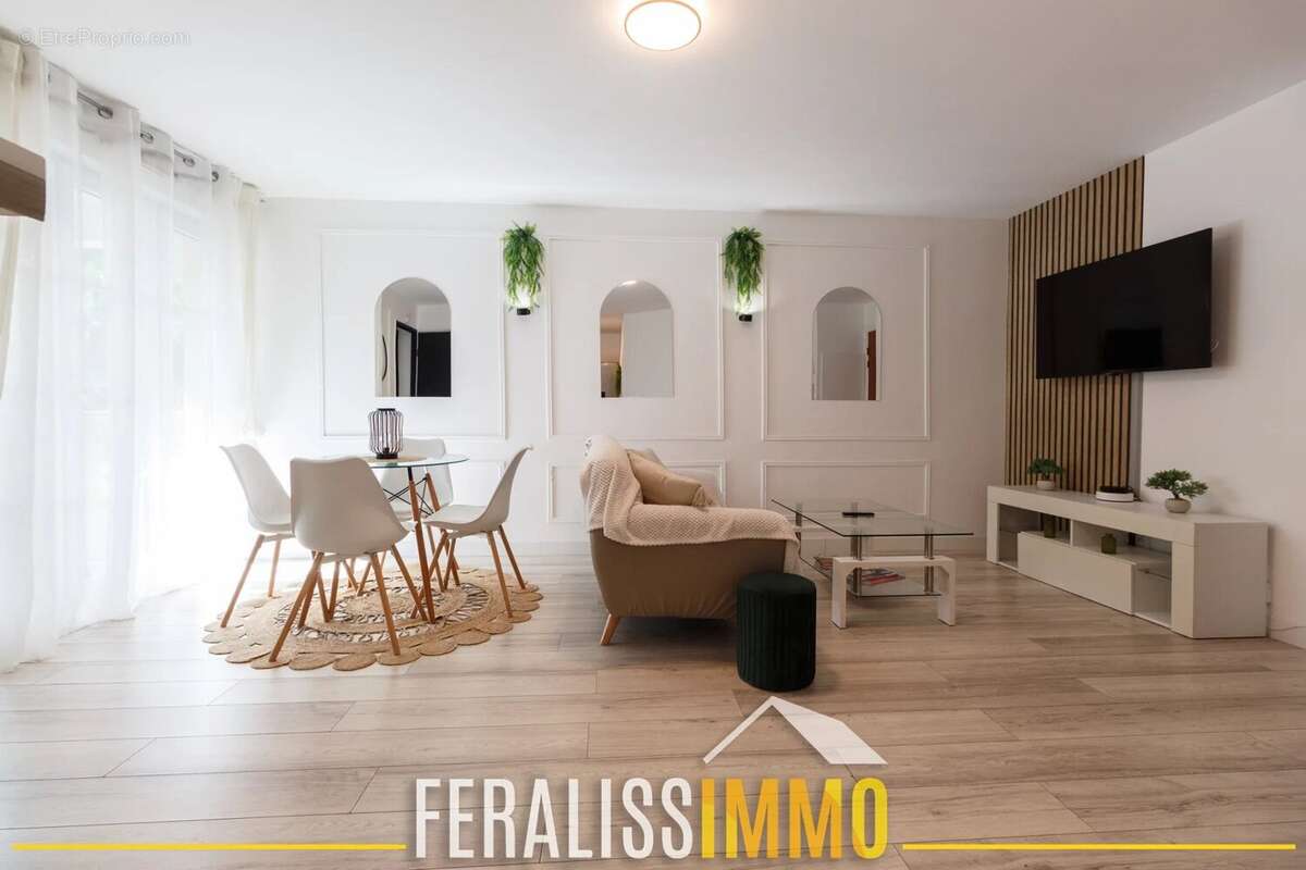 Appartement à VAUREAL