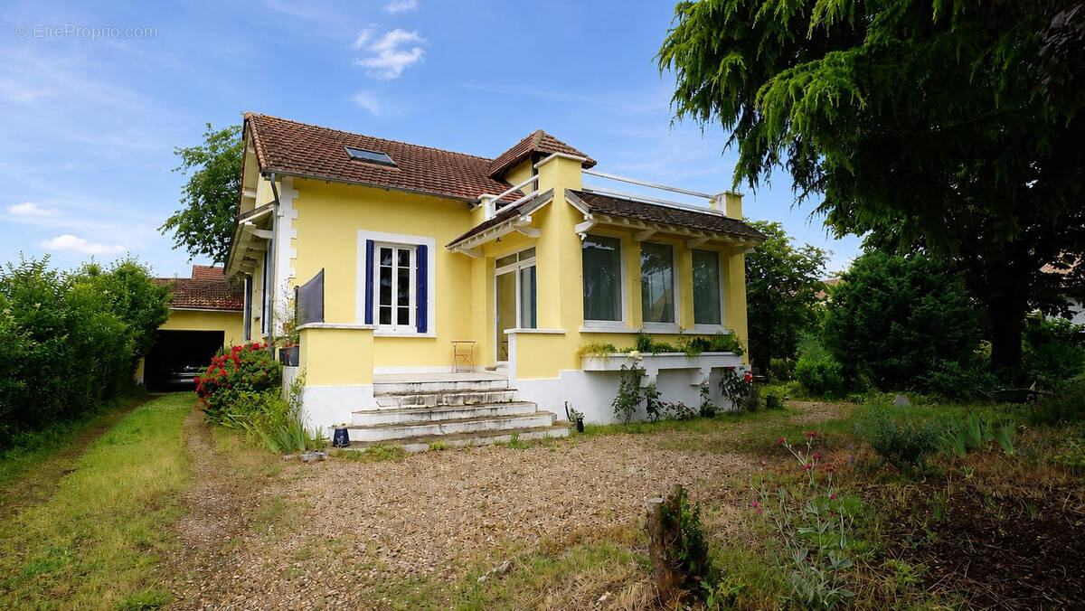 Maison à PORCHEVILLE