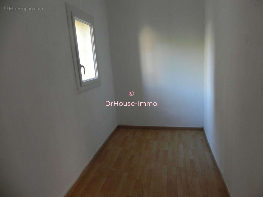 Appartement à LE LUC