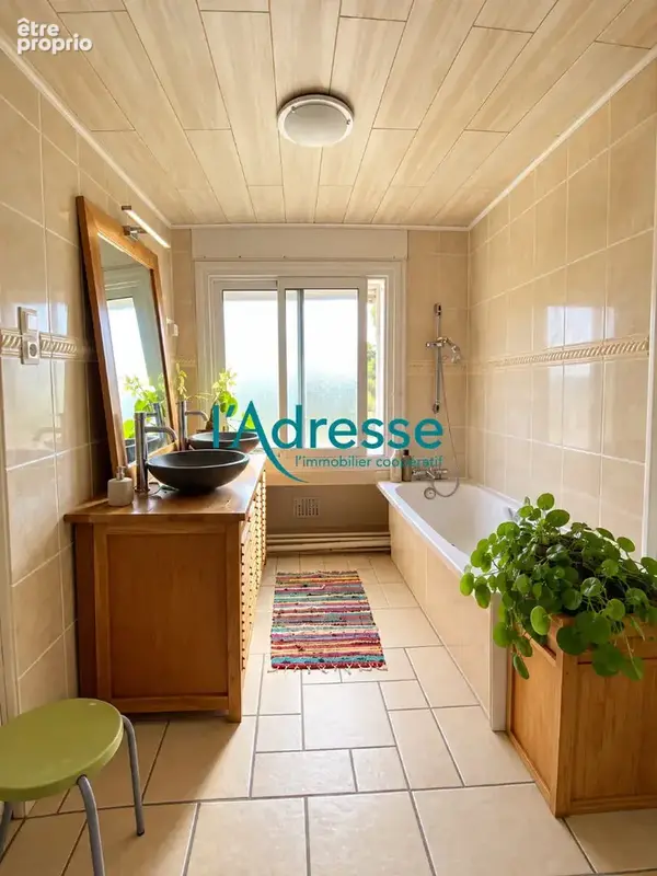 Grande maison familiale sur 9000 m² env. de terrain - photo 9