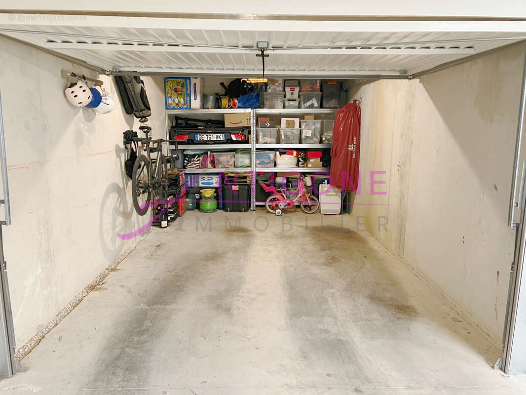 Appartement à SIX-FOURS-LES-PLAGES