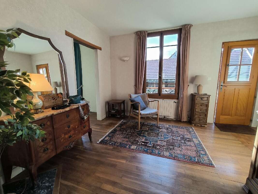 Maison à MILLY-LA-FORET