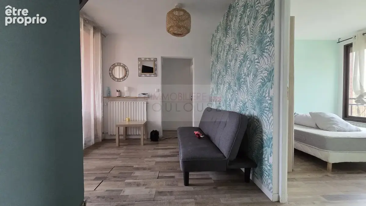 Toulouse  bellefontaine  t4 rénové  3 chambres  métro à pied  1 320  de loyers mensuels - photo 2