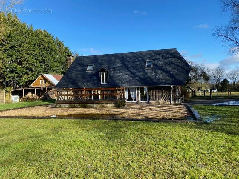 Maison à SAINT-ETIENNE-L&#039;ALLIER