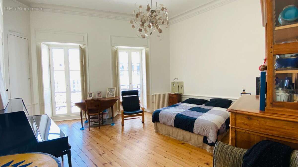 Appartement à LA ROCHELLE