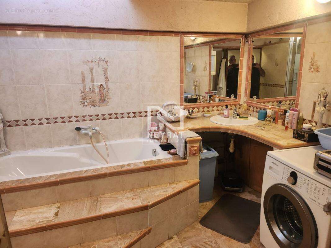 Appartement à SEILLANS