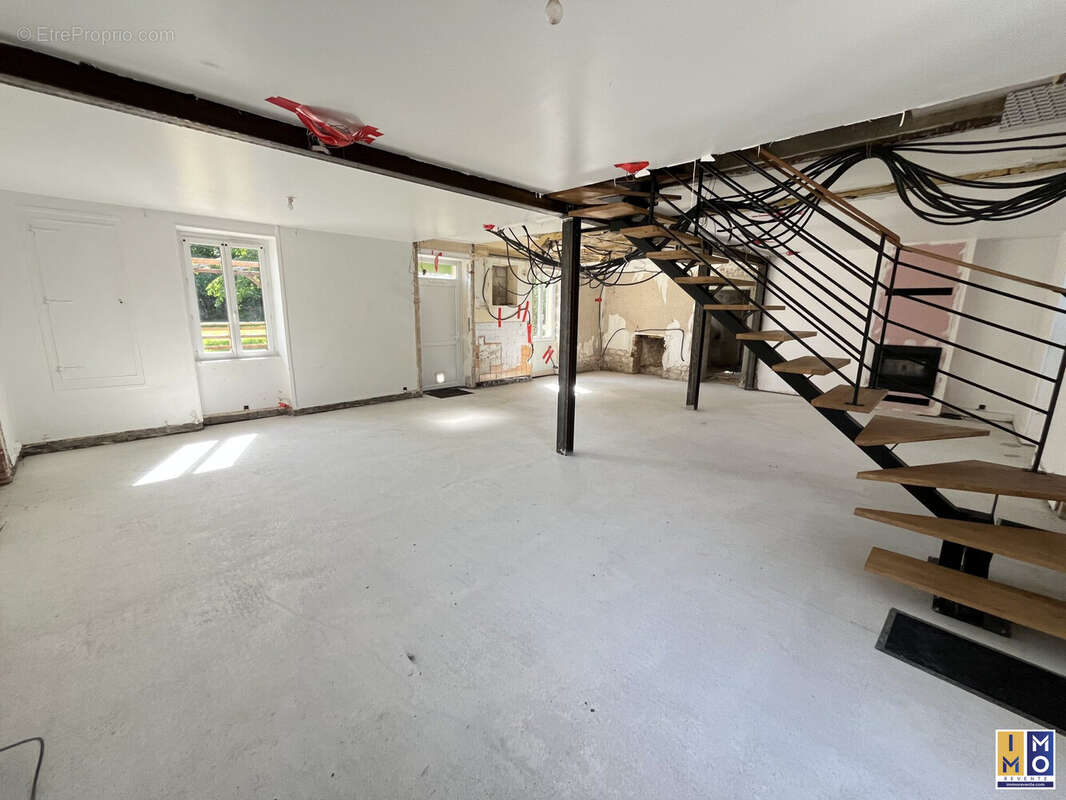 Maison à BAUGY
