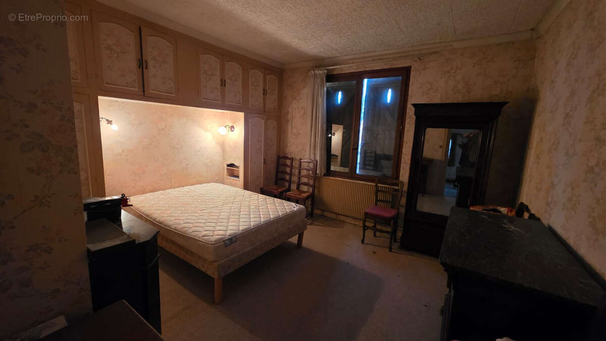 Maison à TREMBLAY-EN-FRANCE