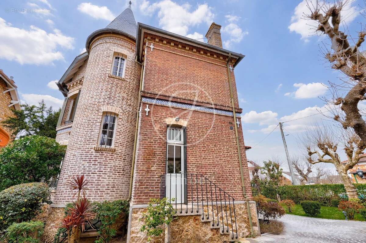 Maison à CHATOU