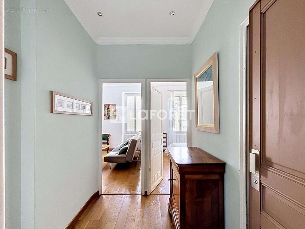 Appartement à MARSEILLE-7E
