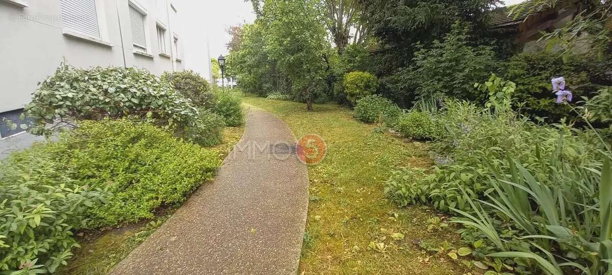 Appartement à LE RAINCY