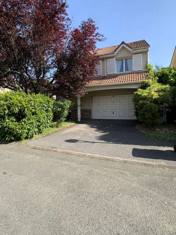 Maison à LE PLESSIS-BOUCHARD