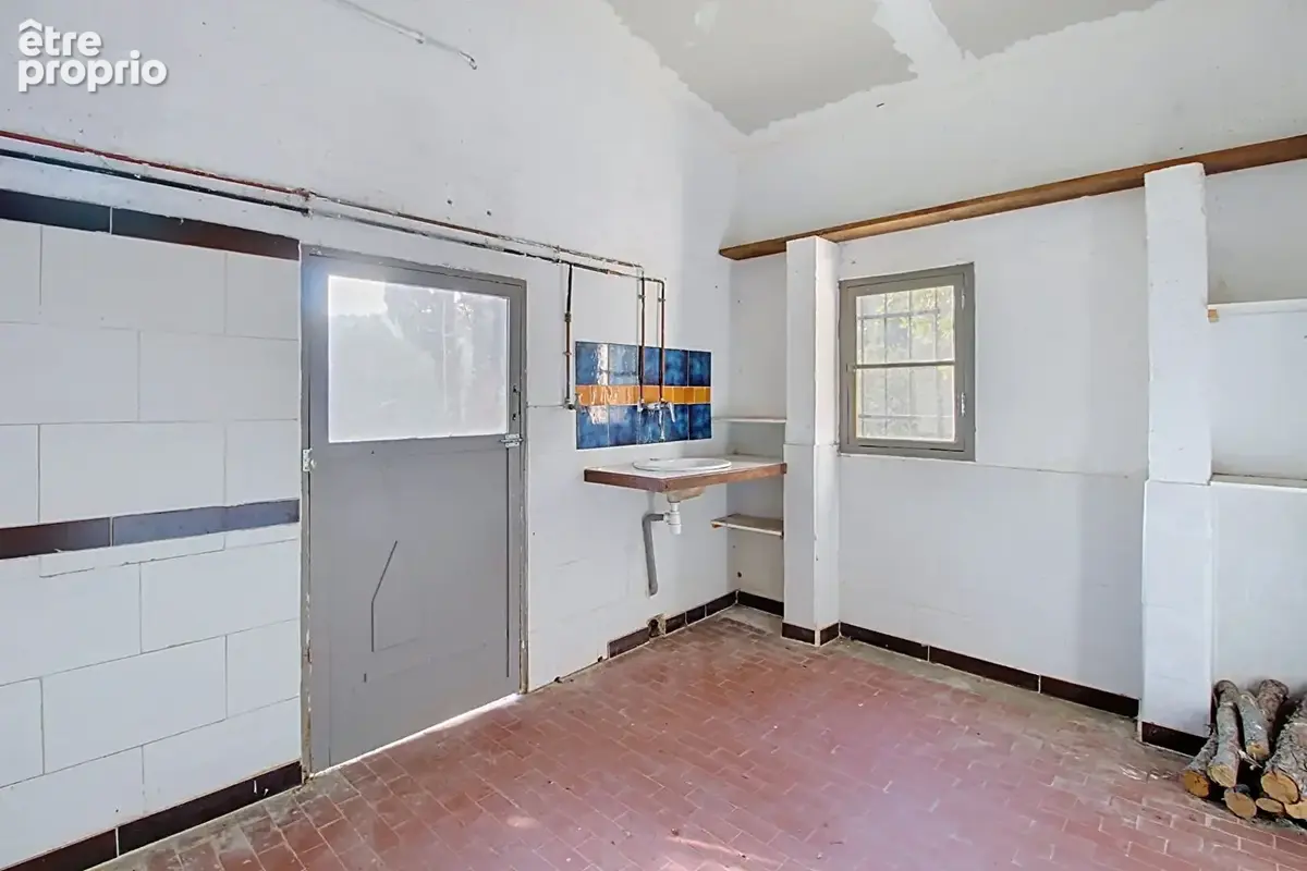 À VENDRE EN EXCLUSIVITÉ - TRANS-EN-PROVENCE - CABANON sur un terrain en zone naturelle de 1,7 hectares - photo 10