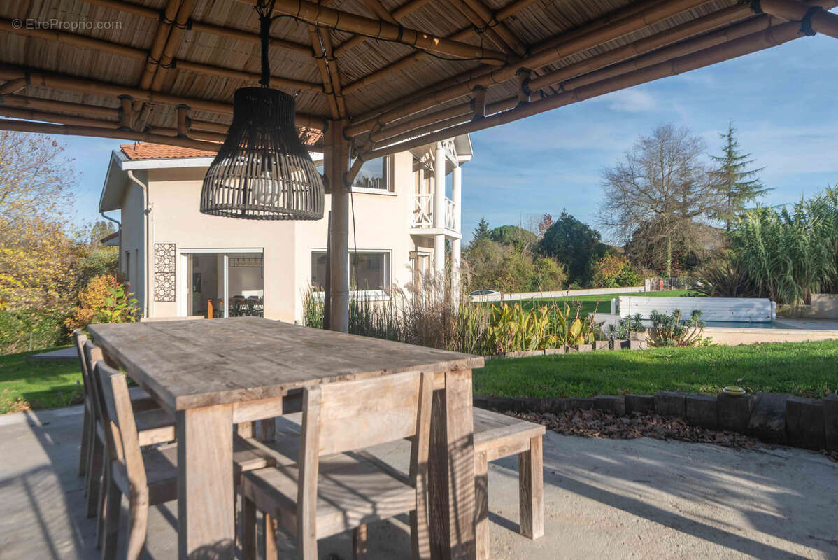 Maison à CARIGNAN-DE-BORDEAUX