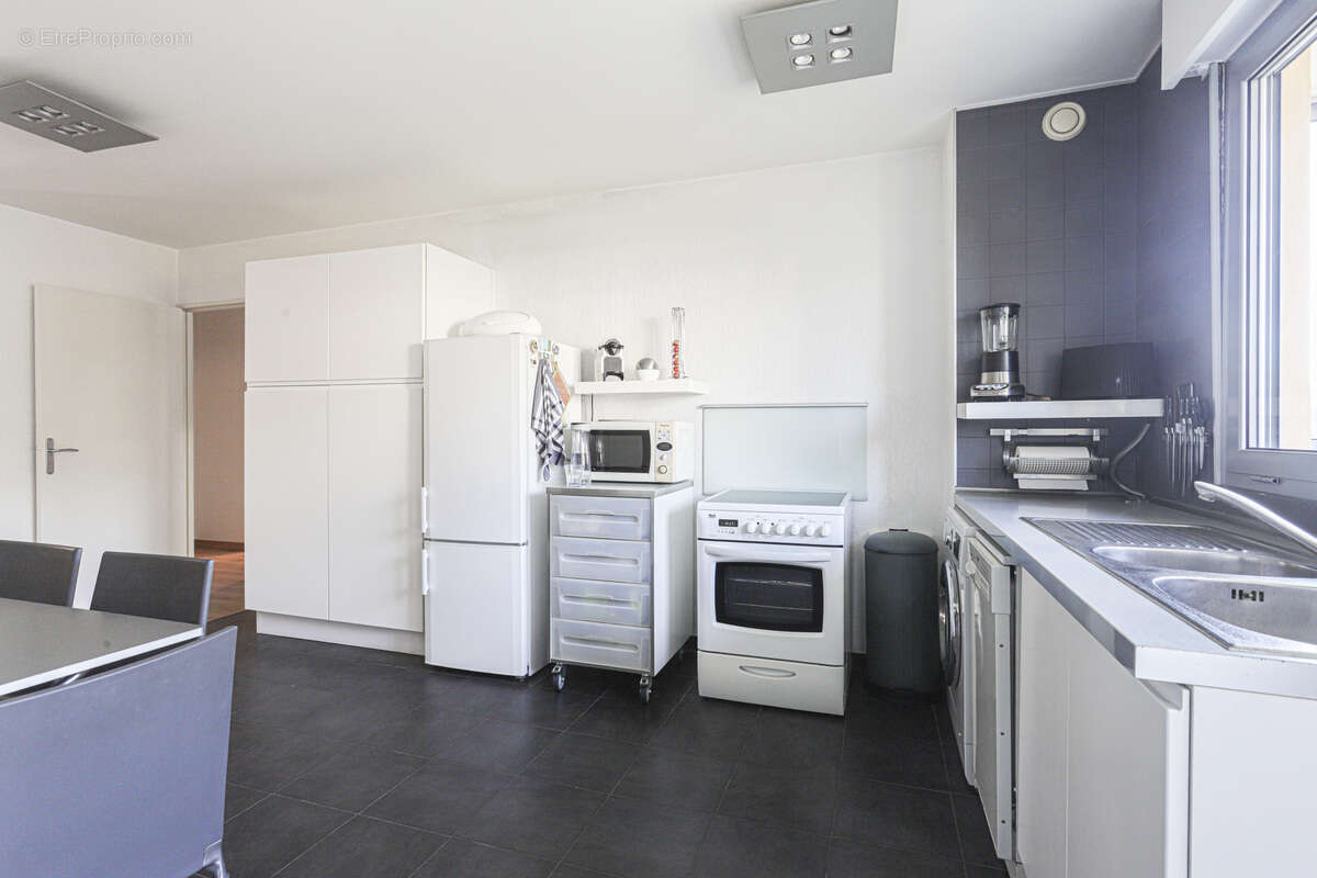 Appartement 83 m² à Nice  - photo 7