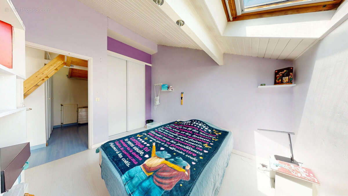 ANGLET - Quartier Hardoy - T4 duplex de 80 m² avec balcon et cave - photo 7