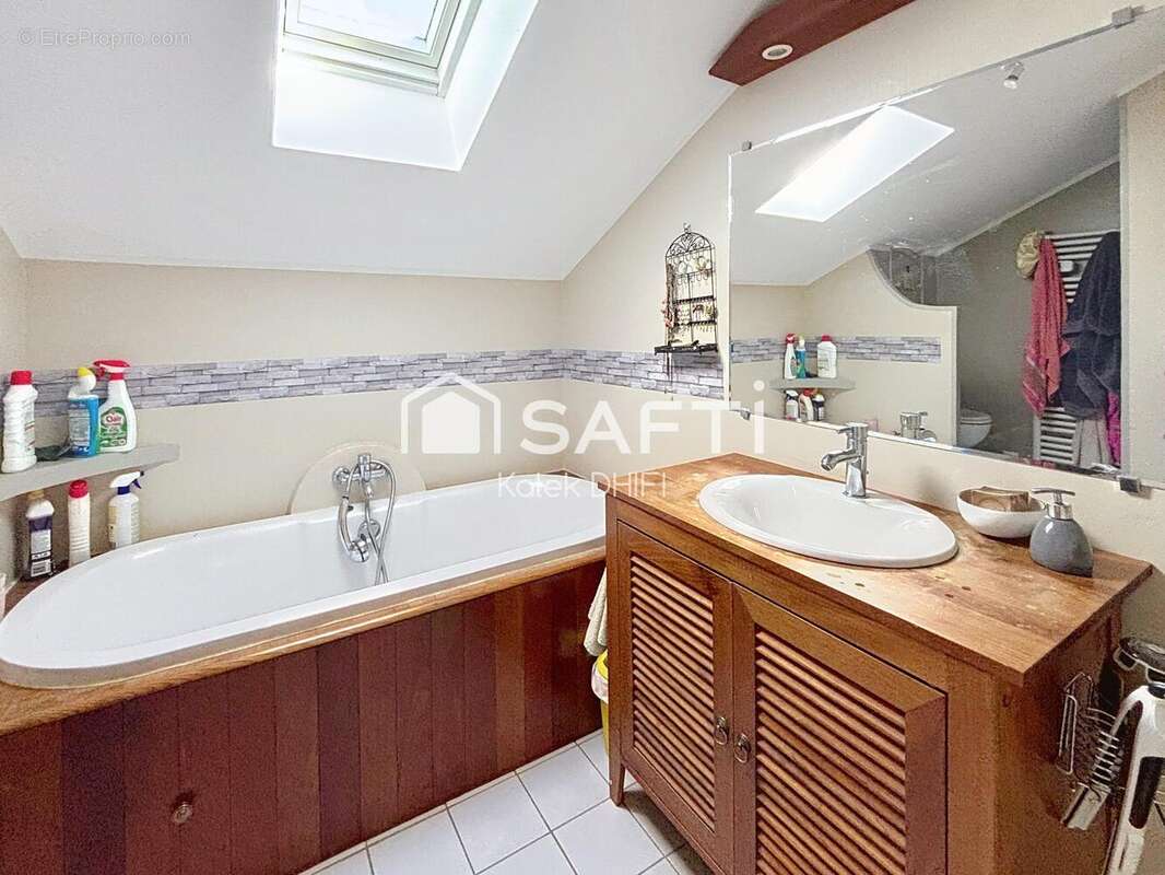 Photo 5 - Maison à LA CHAPELLE-VILLARS