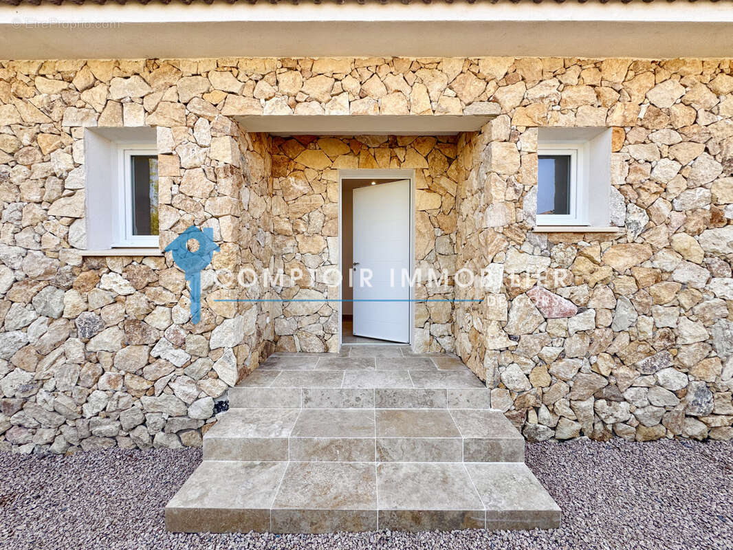 Villa en pierre T4 avec piscine au coeur du Maquis - photo 3