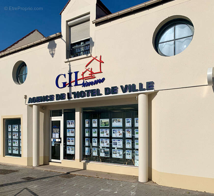 Terrain à BRIE-COMTE-ROBERT