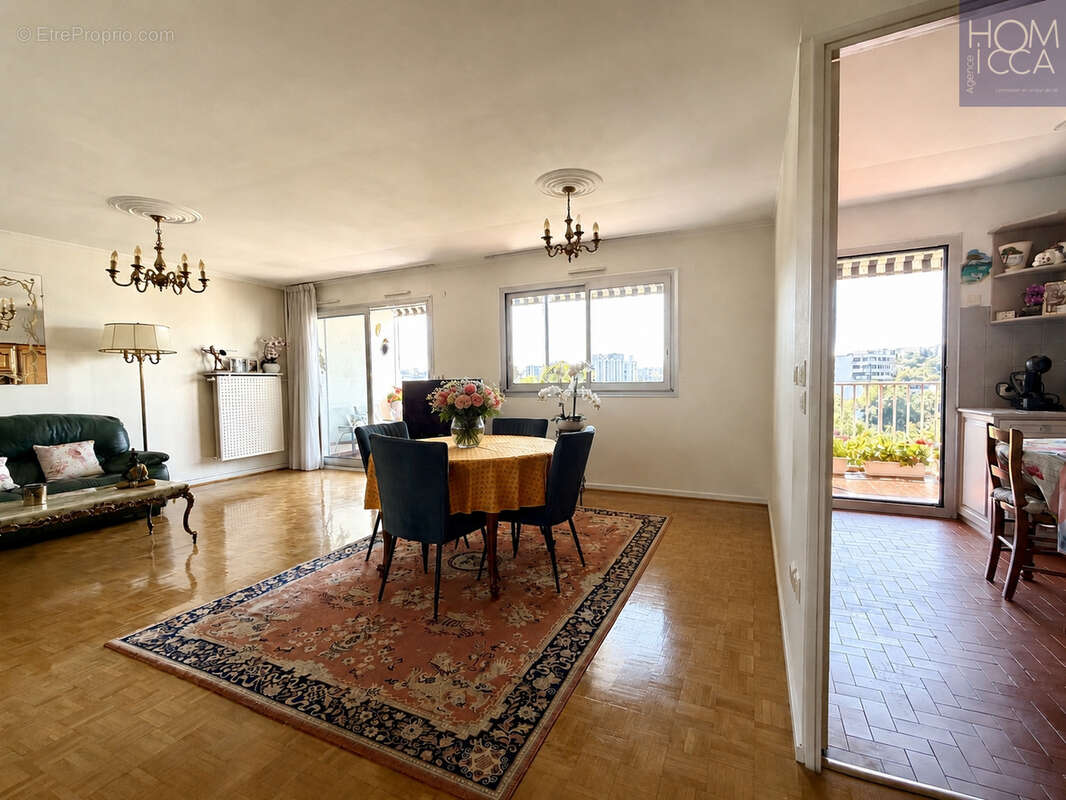 A vendre appartement familial 4 pieces 100,17m2 lyon limite lyon 5 et tassin - photo 2