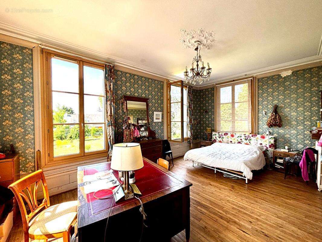 Chateau  (6 chambres) - 190 m2 - photo 15