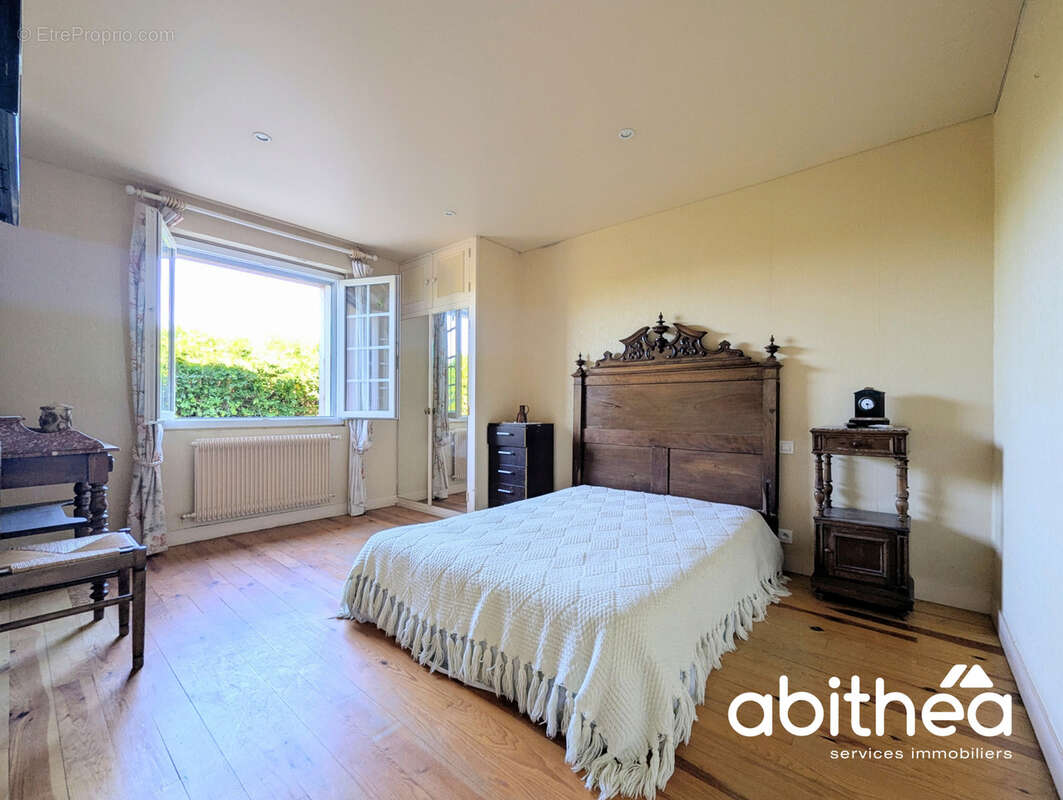 Maison à SAINT-GERMAIN-DU-PUCH