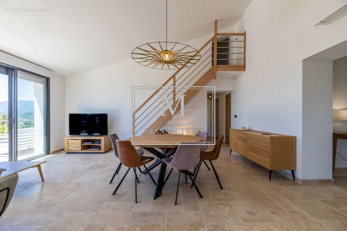 Maison à PORTO-VECCHIO