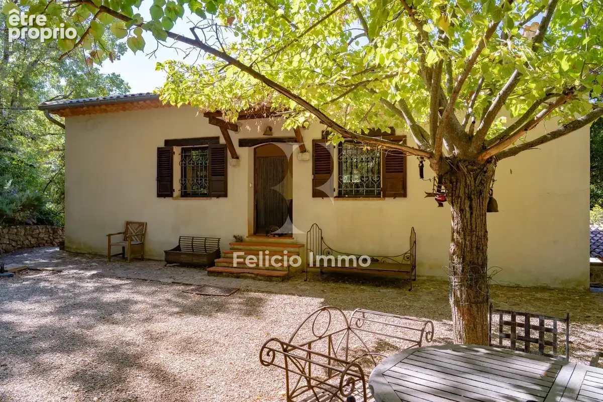 Maison 5 pièces 130 m² à vendre à Saint-Vallier-De-Thiey (06460) - photo 2