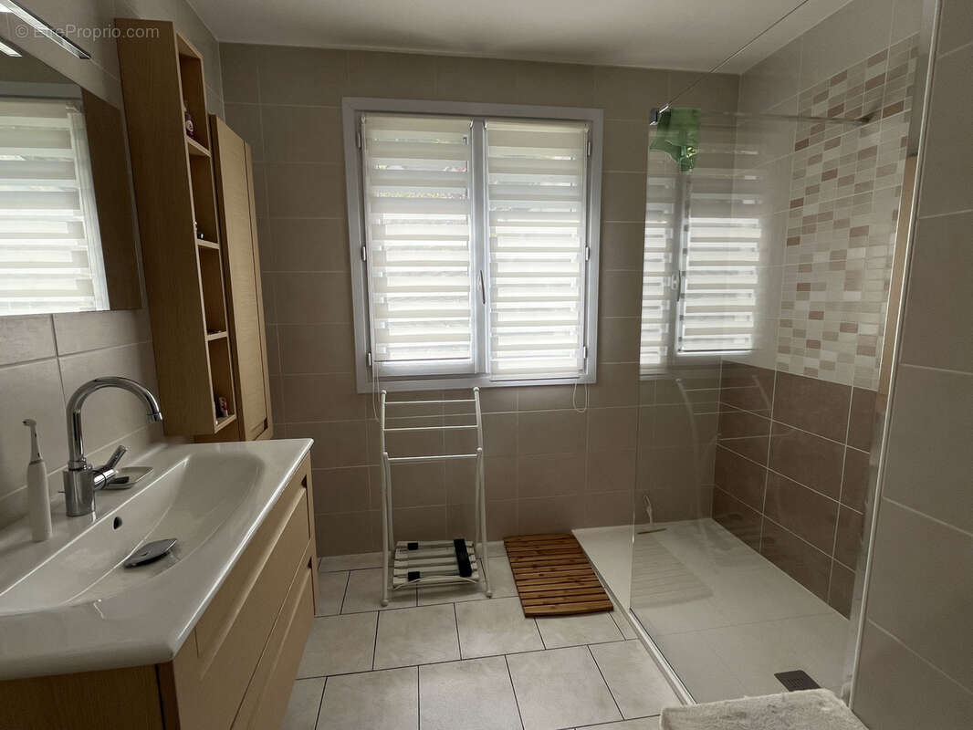 Maison à PONT-SAINTE-MAXENCE