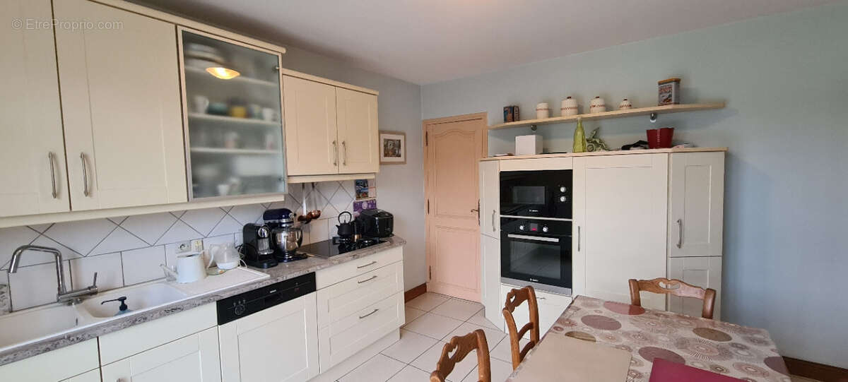 Maison à PONTS-ET-MARAIS