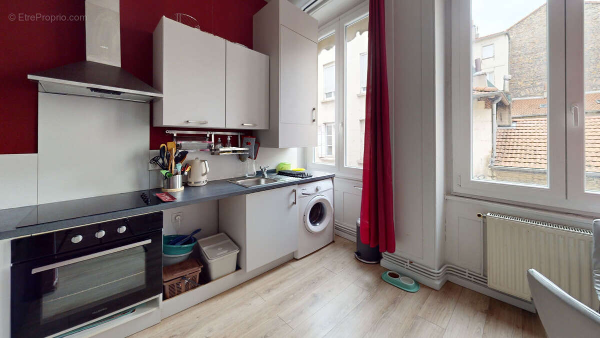 Appartement à SAINT-ETIENNE