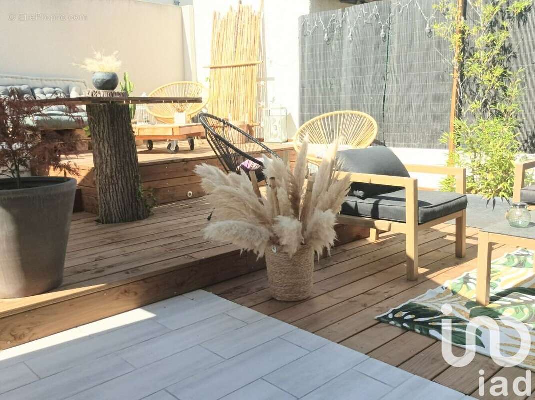 Photo 1 - Appartement à CHATEAUNEUF-LES-MARTIGUES