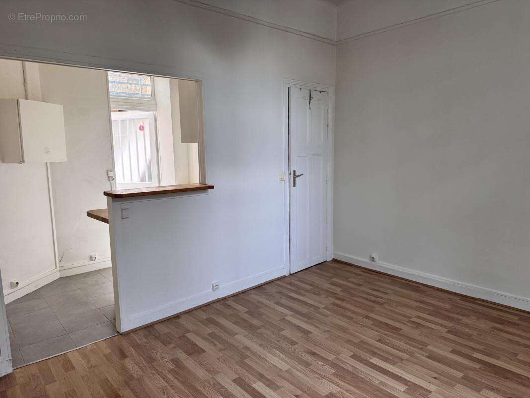 Appartement à COLOMBES