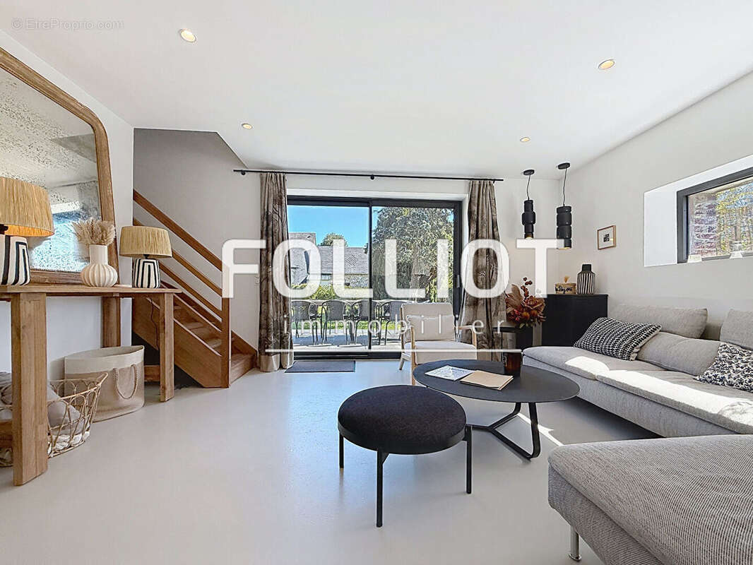 Maison à AGON-COUTAINVILLE