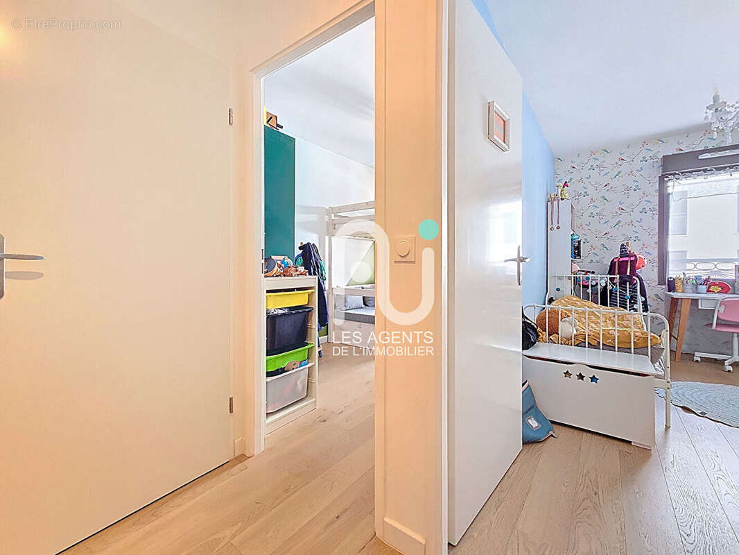 Appartement à ASNIERES-SUR-SEINE