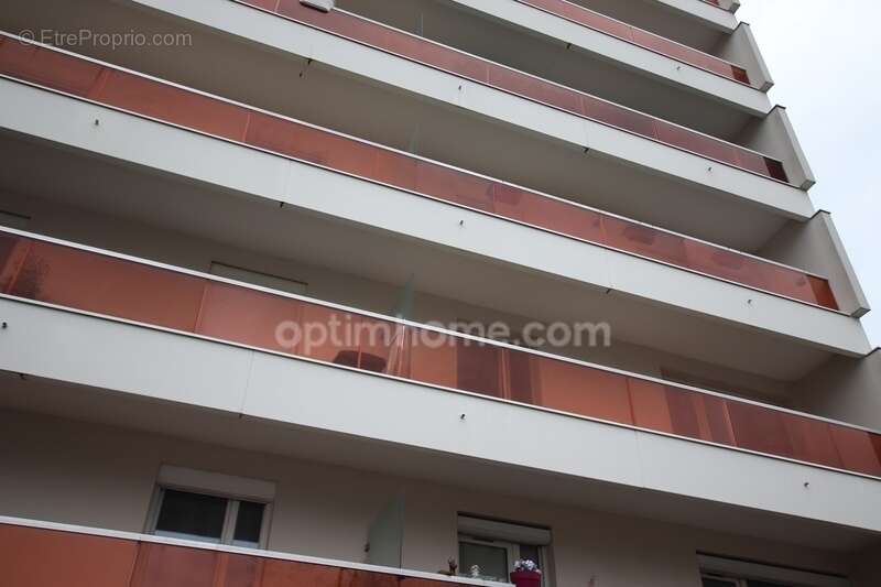 Appartement à SAINT-JEAN-DE-BRAYE