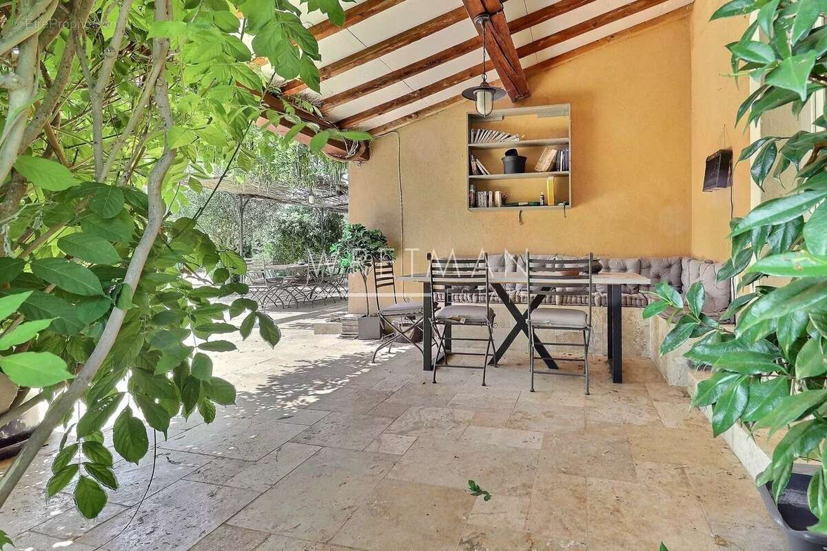 Maison à CARCES