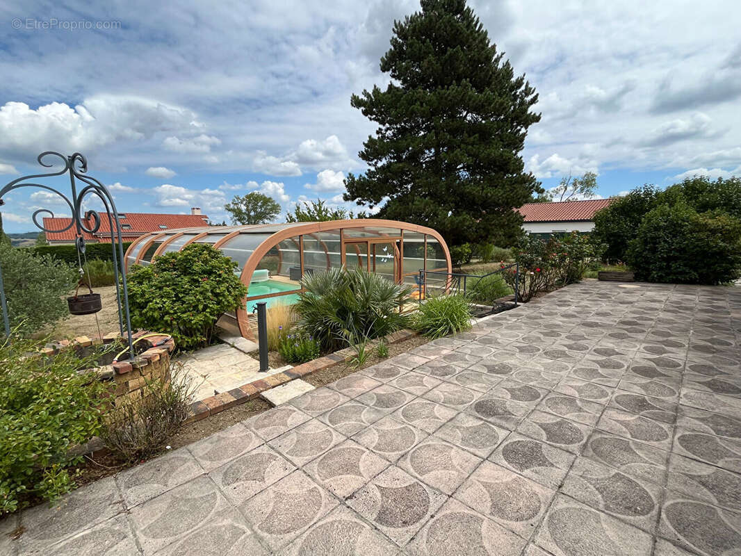 Maison à SAINT-ROMAIN-EN-GAL