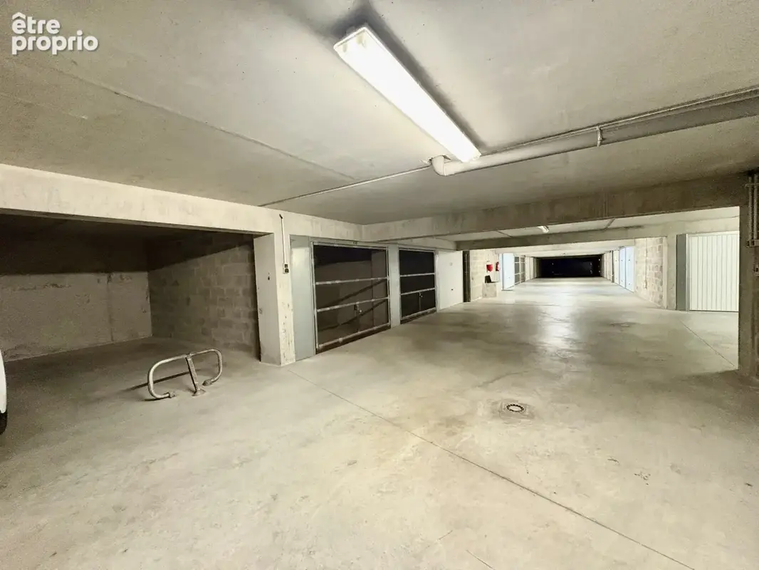 Pontaillac - Place de parking sécurisée en sous-sol - photo 3