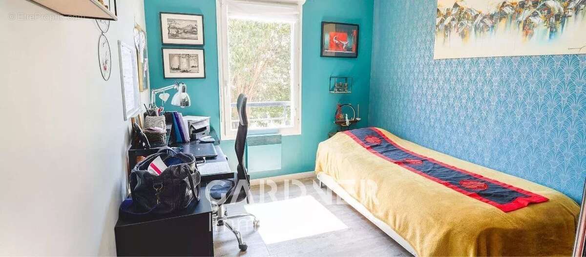 Appartement à MARSEILLE-13E