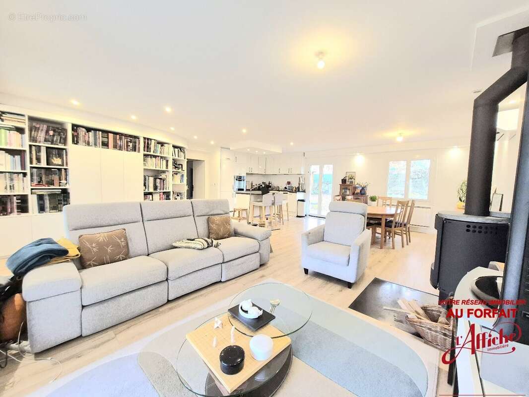 Maison à PECHBONNIEU