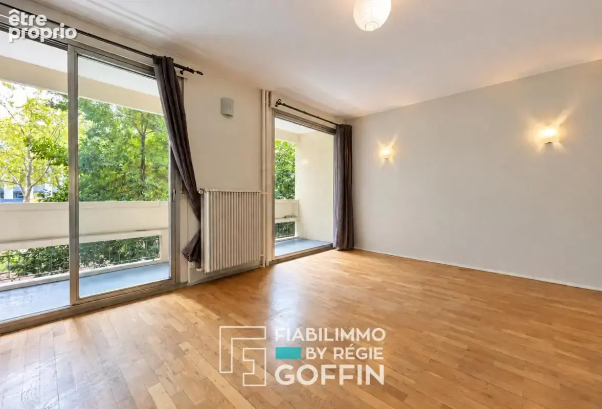 Monplaisir   t4 traversant de 89 m2   balcon, parking et cav - photo 2
