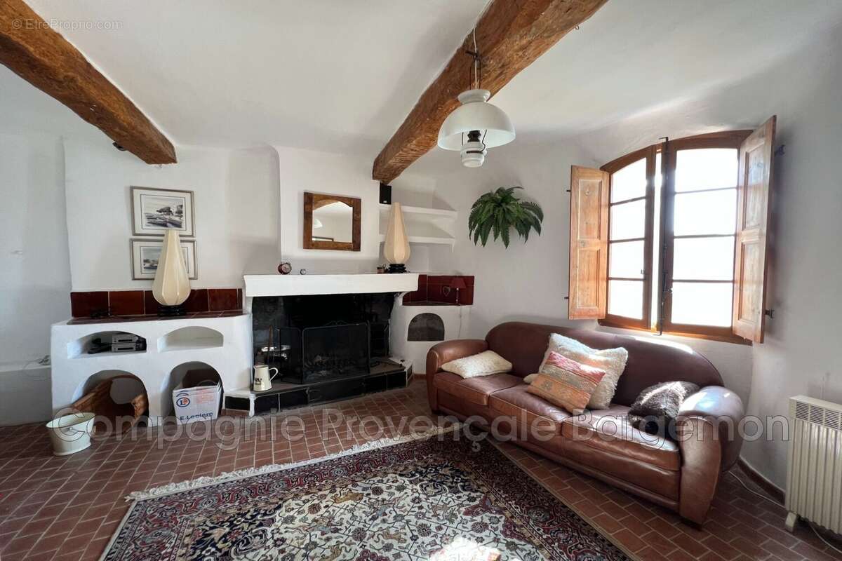 Maison à BARGEMON