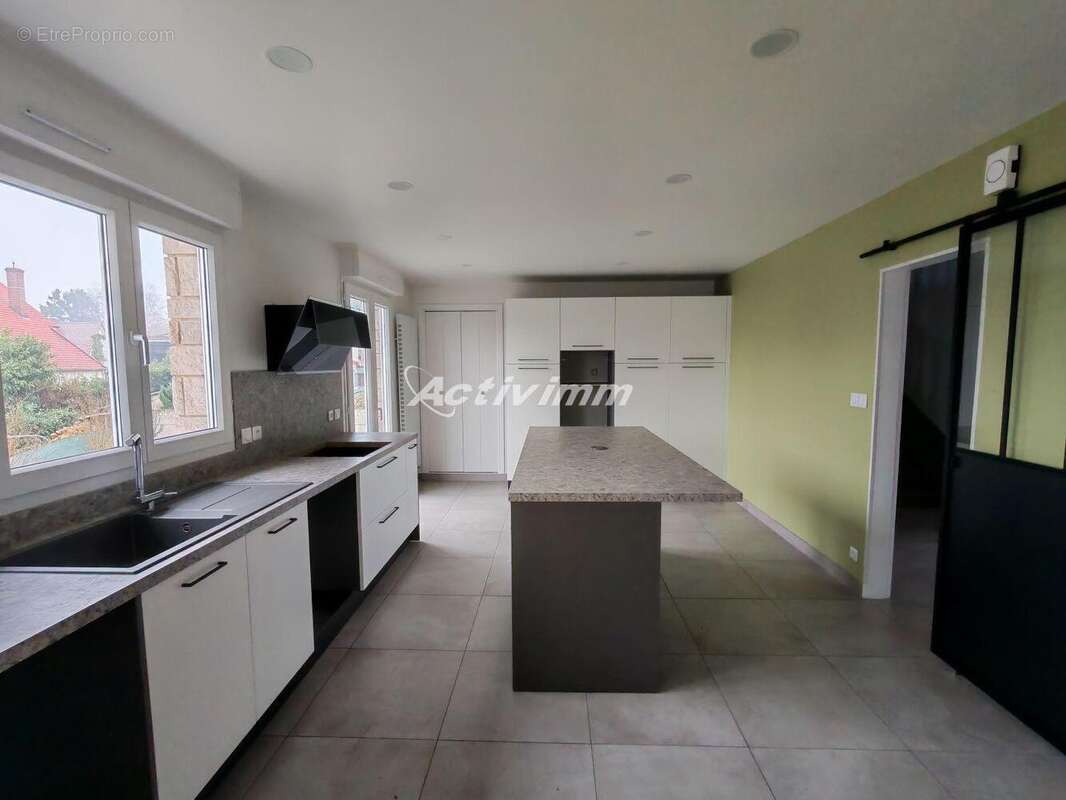 4284 3 - Maison à HESDIN